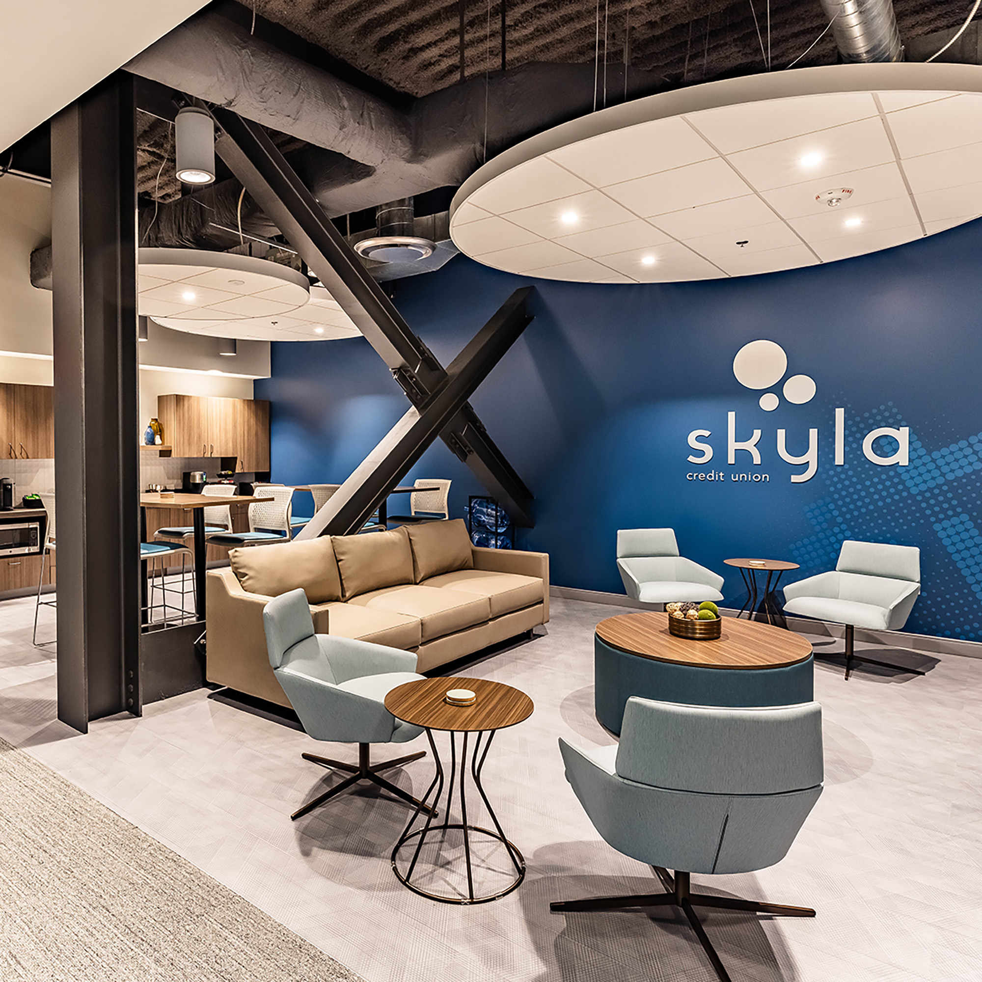 Skyla Credit Union Headquarters - Liquid Design | Modern Architecture ...